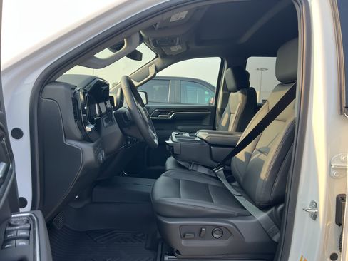 New 2026 Chevrolet Silverado 1500 LT w/ Z71 Off-Road Package image 4