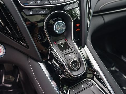 Certified 2025 Acura RDX SH-AWD image 33
