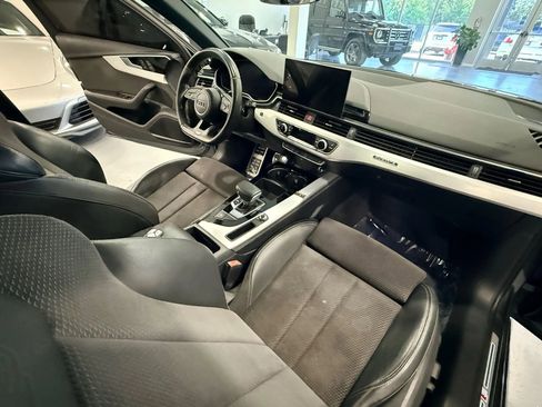 Used 2020 Audi A4 2.0T Premium Plus w/ Premium Plus Package AWD/4WD image 17