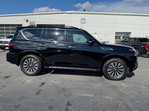 Used 2023 Nissan Armada SL w/ Midnight Edition Package RWD image 2
