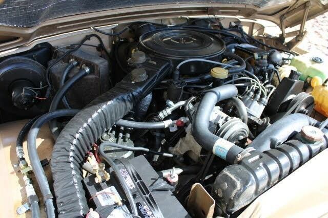 Used 1990 Jeep Grand Wagoneer AWD/4WD image 80