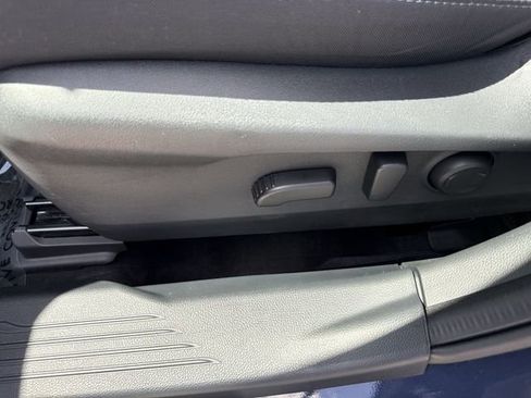 Certified 2025 Subaru Outback Premium AWD/4WD image 12