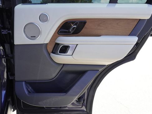 Used 2019 Land Rover Range Rover Supercharged AWD/4WD image 25