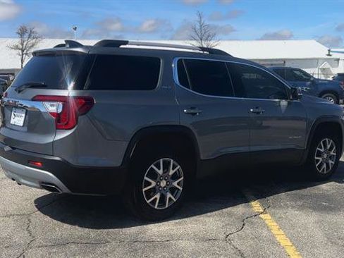 Used 2020 GMC Acadia SLT w/ LPO, Floor Liner Package FWD image 8