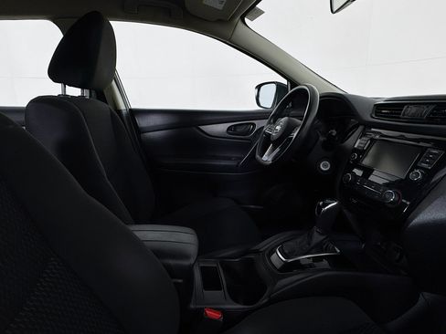 Used 2019 Nissan Rogue Sport S w/ Appearance Package image 27