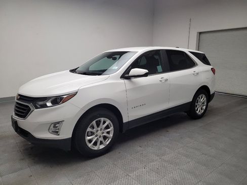 Used 2021 Chevrolet Equinox LT AWD/4WD image 2