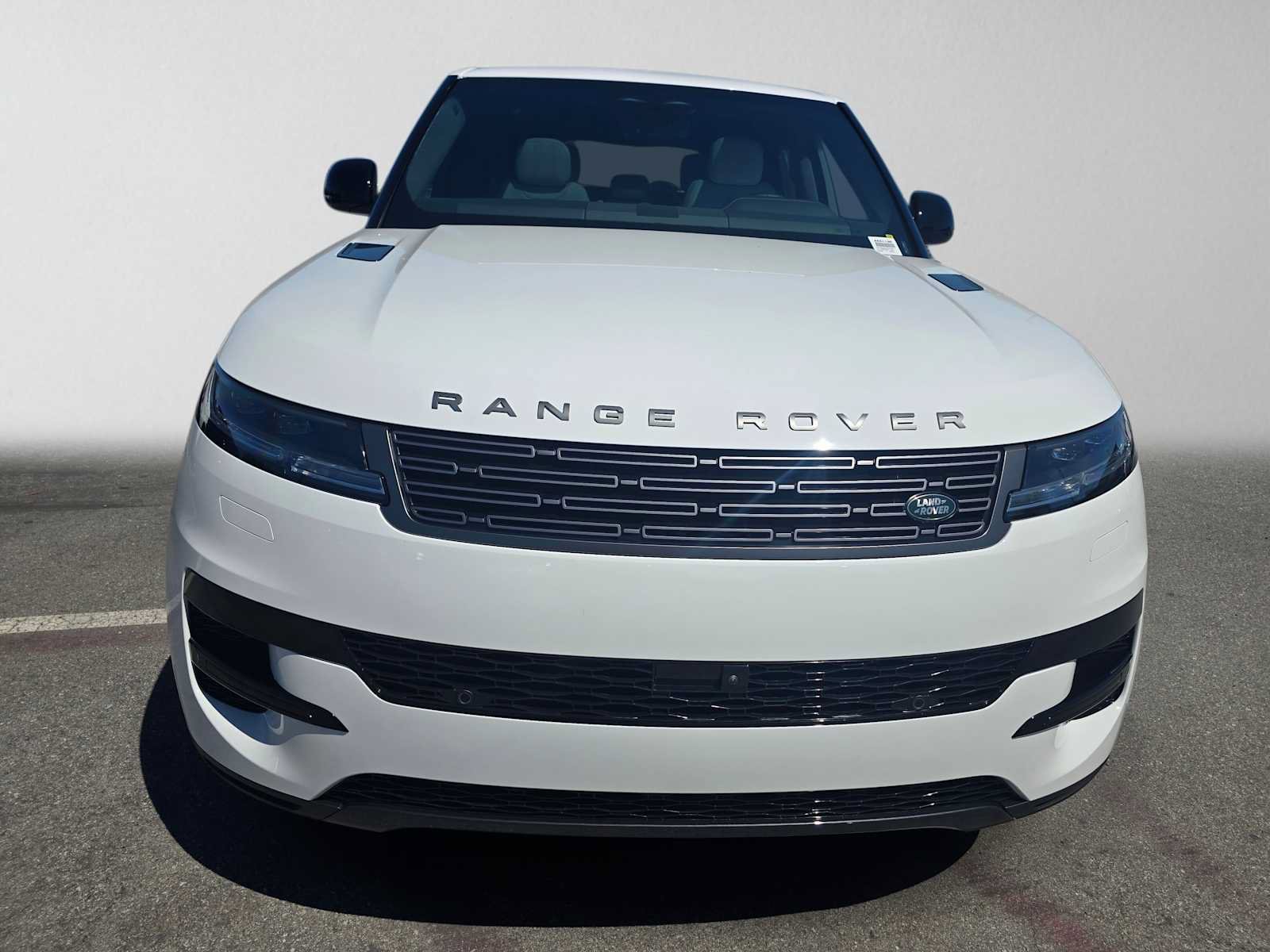 New 2026 Land Rover Range Rover Sport SE AWD/4WD image 8