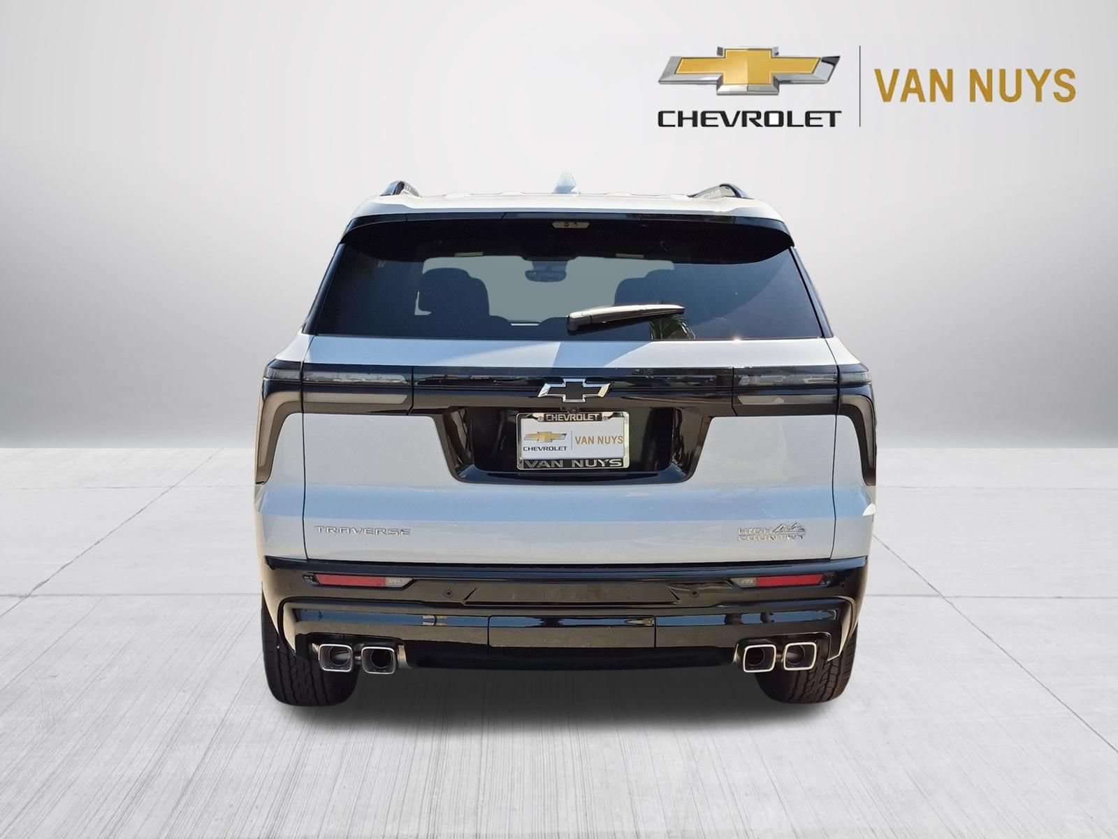 New 2026 Chevrolet Traverse High Country FWD image 5