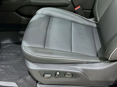 New 2026 GMC Yukon Elevation w/ Elevation Premium Package AWD/4WD image 20