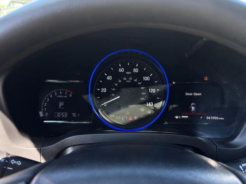 Used 2019 Honda HR-V EX image 18