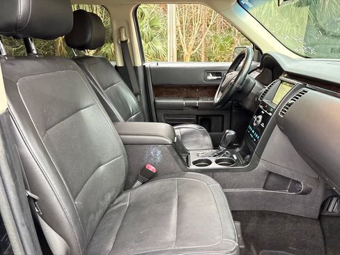 Used 2018 Ford Flex Limited w/ Class III Trailer Tow Package image 28