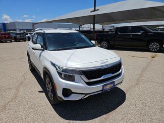 Used 2022 Kia Seltos S FWD video 2