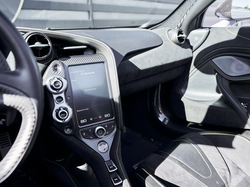 Used 2022 McLaren 720S Spider image 64