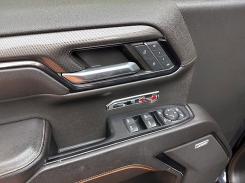 Used 2022 GMC Sierra 1500 AT4 w/ Technology Package image 22