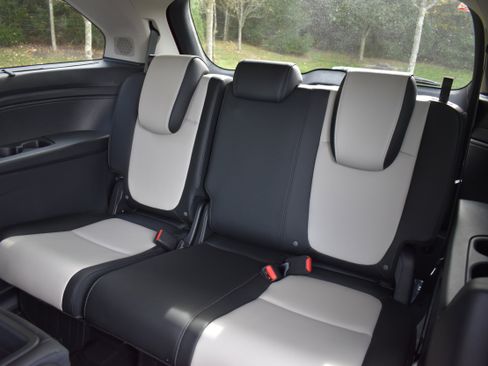 New 2026 Honda Odyssey Elite image 18