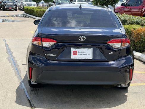 Certified 2025 Toyota Corolla LE FWD image 6