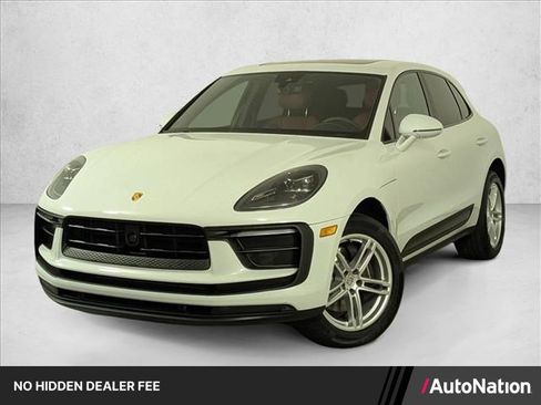 Certified 2023 Porsche Macan AWD/4WD image 1