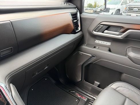 Used 2026 GMC Sierra 1500 Denali AWD/4WD image 35