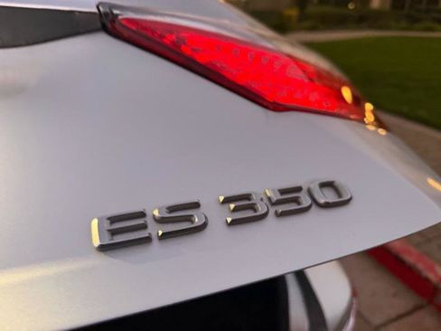 Used 2013 Lexus ES 350 w/ Luxury Pkg FWD image 69