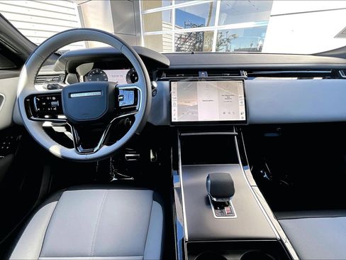 New 2026 Land Rover Range Rover Velar Dynamic SE AWD/4WD image 5