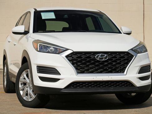 Used 2020 Hyundai Tucson SE FWD image 2