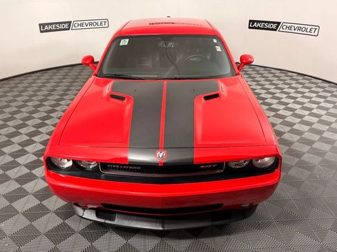 Used 2009 Dodge Challenger SRT8 w/ SRT Option Group II RWD image 9