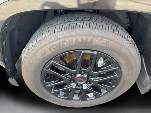 Used 2024 Toyota Sequoia 4WD image 28