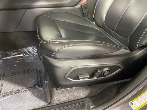 Used 2021 Jeep Grand Cherokee L Limited image 21