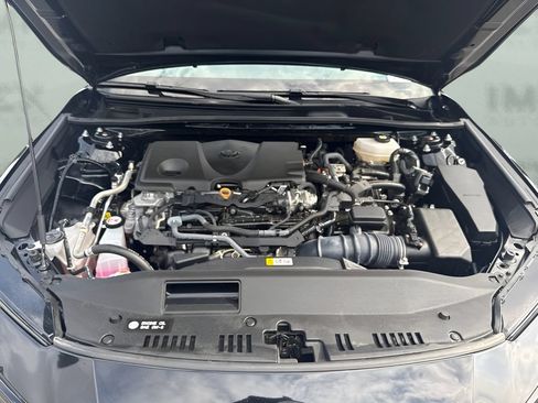 Used 2025 Toyota Camry LE FWD image 19
