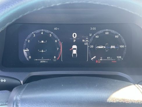 Used 2025 Toyota Tacoma TRD Off-Road image 8