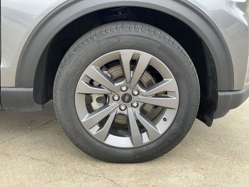 Used 2025 Ford Explorer Active w/ Active Comfort Package image 53