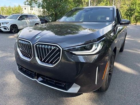 Used 2025 BMW X3 xDrive30i w/ Premium Package AWD/4WD image 1