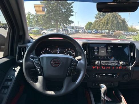Certified 2025 Nissan Frontier PRO-4X w/ Pro Premium Package AWD/4WD image 20