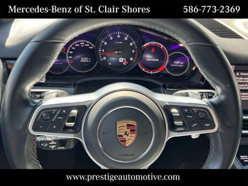 Used 2021 Porsche Cayenne AWD/4WD image 9
