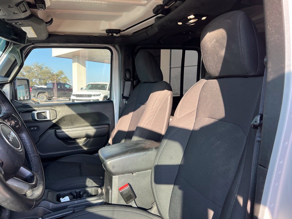 Used 2022 Jeep Wrangler Unlimited Sport AWD/4WD image 11