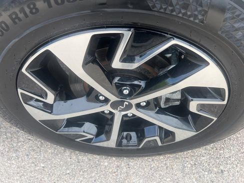 Certified 2023 Kia Sportage EX FWD image 39