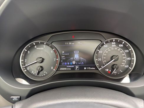 Used 2023 INFINITI QX50 Luxe FWD image 53