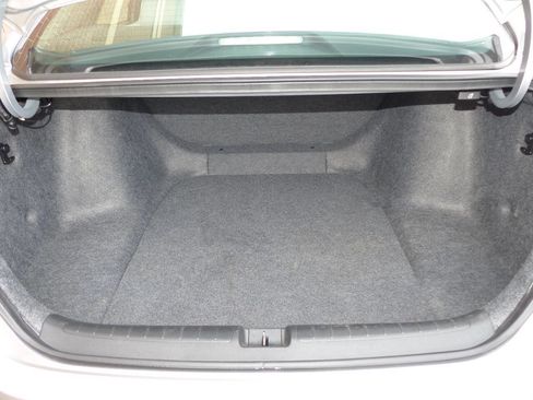 Used 2019 Honda Accord LX image 29