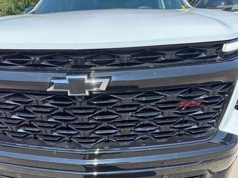 Used 2026 Chevrolet Traverse RS AWD/4WD image 37
