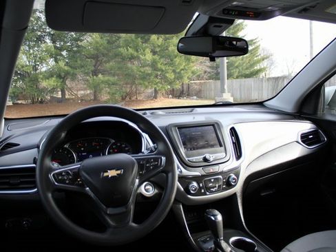 Used 2021 Chevrolet Equinox LT image 6