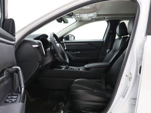 Used 2025 MAZDA CX-50 AWD 2.5 S w/ Premium Package image 15