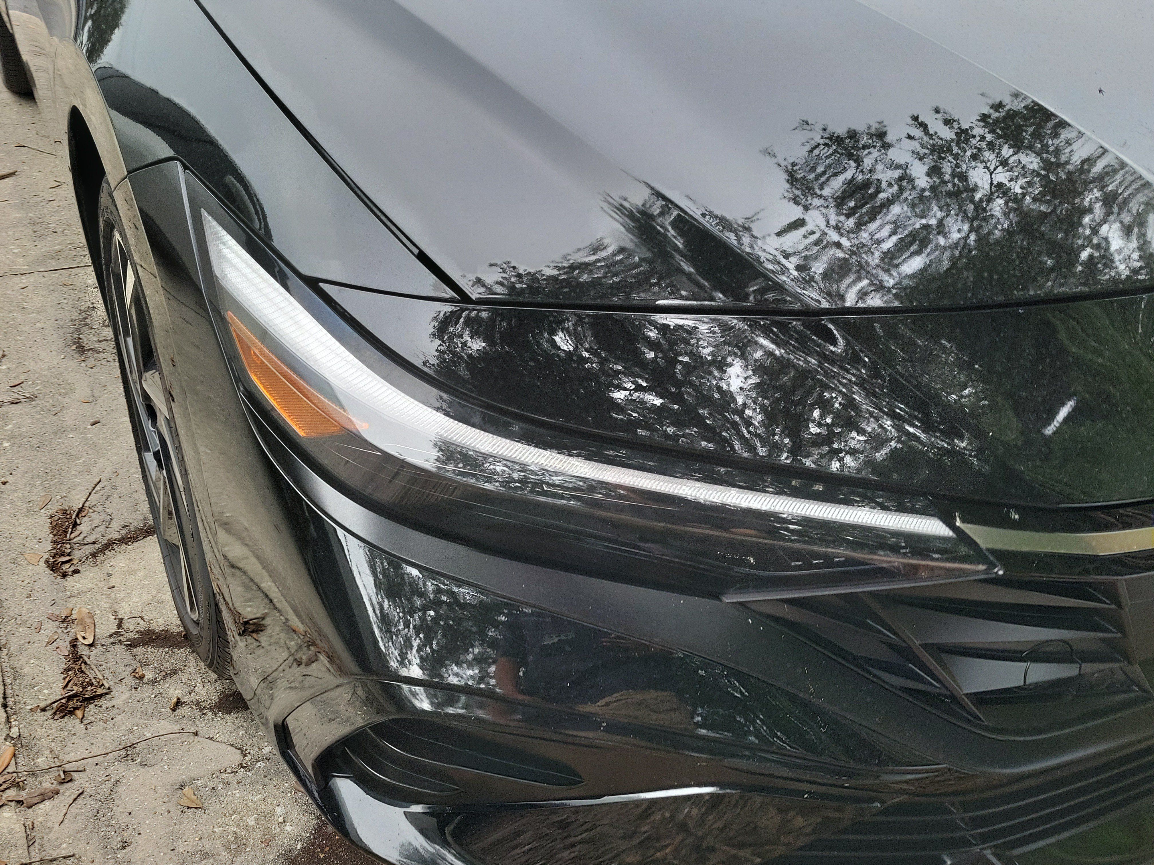 Used 2024 Hyundai Elantra SEL w/ Convenience Package FWD image 2