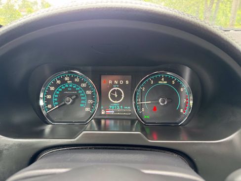 Used 2015 Jaguar XF Sport AWD/4WD image 16