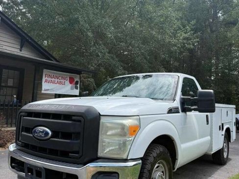 Used 2011 Ford F250 XL w/ XL Value Pkg image 1