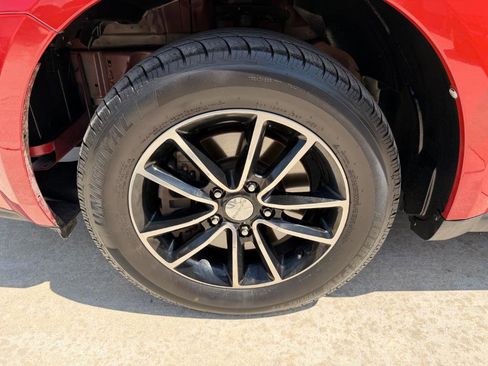 Used 2017 Dodge Journey SE w/ Flexible Seating Group FWD image 14