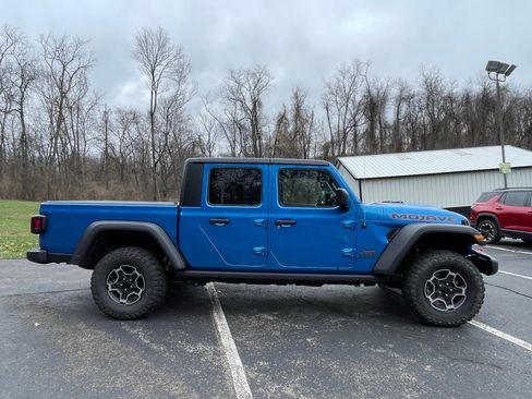 Used 2022 Jeep Gladiator Mojave w/ Cold Weather Group AWD/4WD image 2