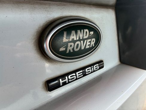 Used 2018 Land Rover Discovery HSE Luxury AWD/4WD image 30
