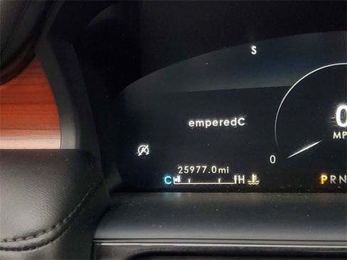 Certified 2023 Lincoln Nautilus Reserve image 19