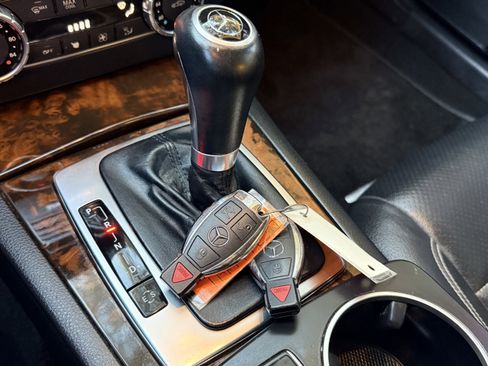 Used 2012 Mercedes-Benz C 250 Coupe image 25