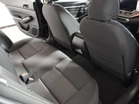 Used 2023 Nissan Altima 2.5 SV w/ SV Premium Package AWD/4WD image 22